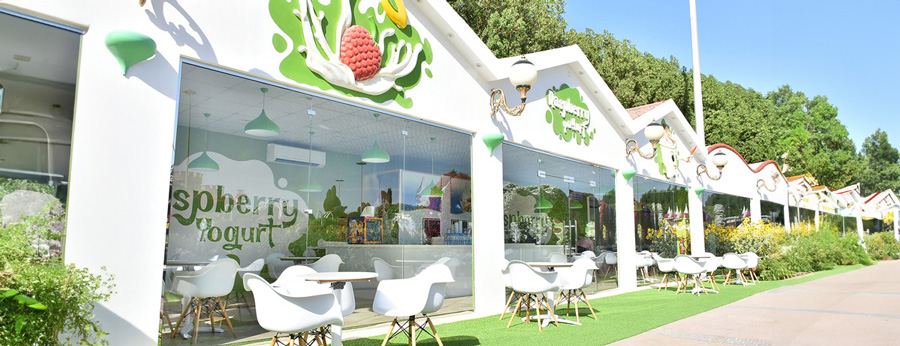 Cafes and restaurants