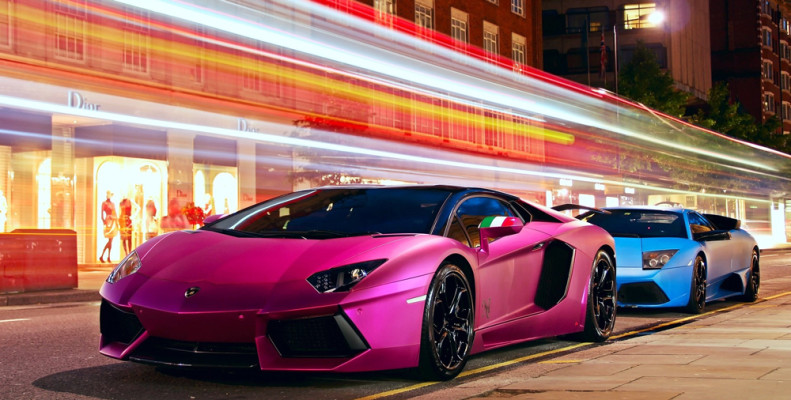 Roaming the Roads: A Guide to Renting Cars in the Dubai