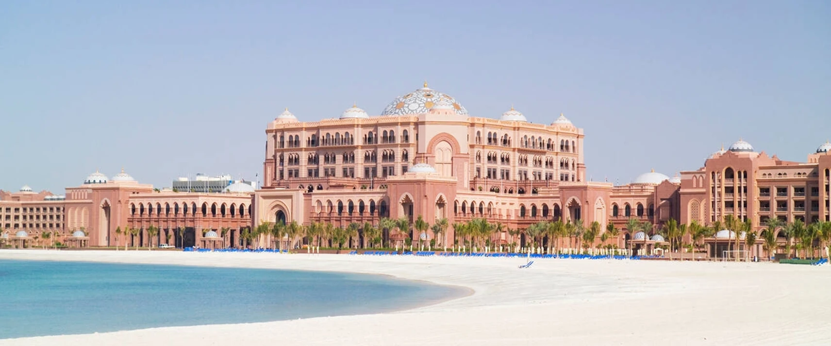 Abu Dhabi weather in January 2026 - sunny winter day on the Corniche