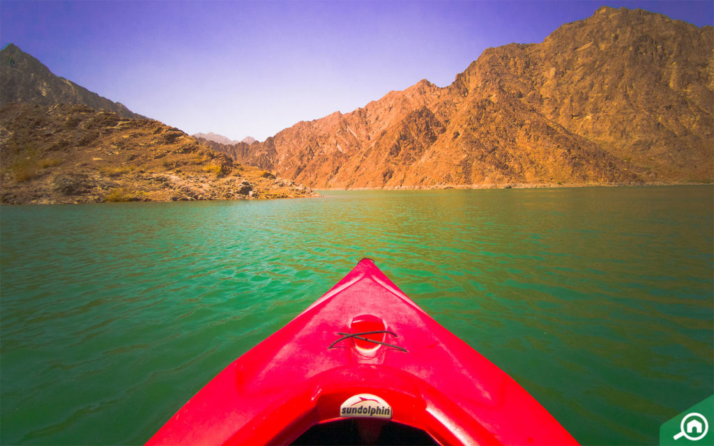 kayaking and water activities on Hatta Dam near Wadi Hub