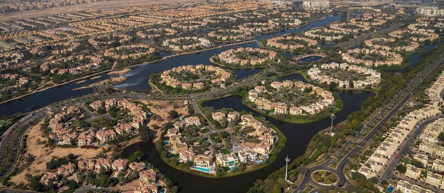 Best areas to buy villas in Jumeirah Islands