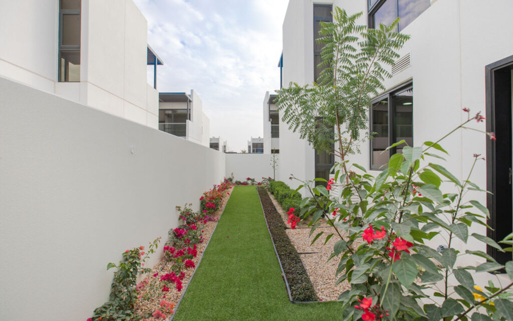 Parks, lakes and outdoor living in DAMAC Hills 2 community