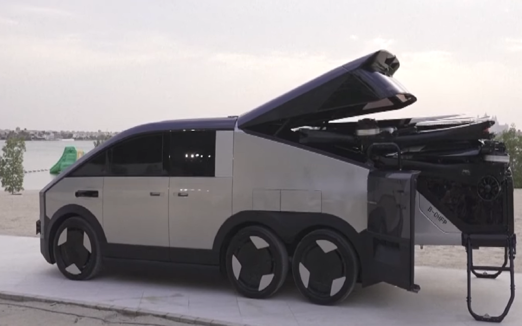 flying cars in Dubai concept image showing future aerial mobility over the city skyline