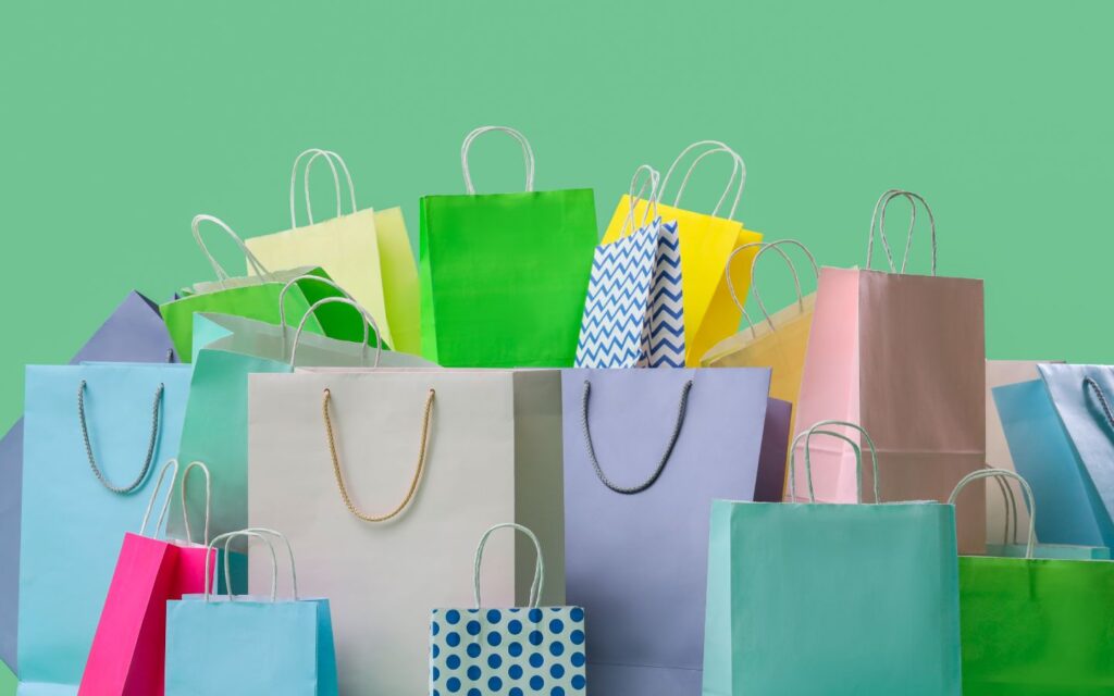 shopping bags and gift boxes for upcoming sales and offers in abu dhabi
