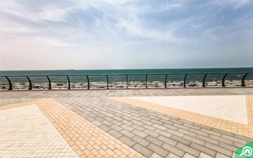 Al Marjan Island beach promenade and sea views