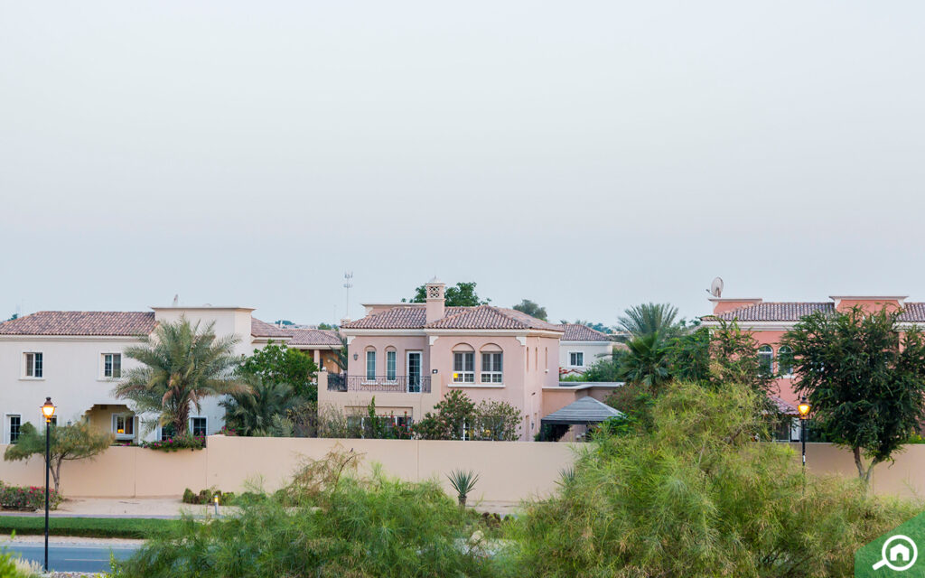 Leafy, gated living at Arabian Ranches – a premium villa pick for Indian families
