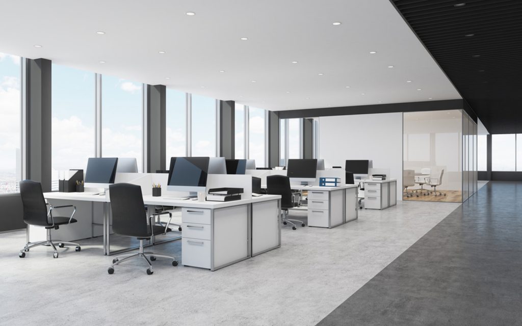 fully fitted modern office in Dubai with workstations and meeting rooms