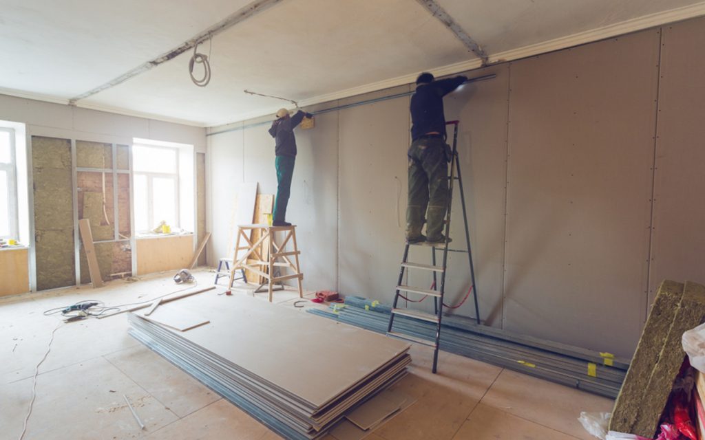 workers carrying out office fit out construction in Dubai