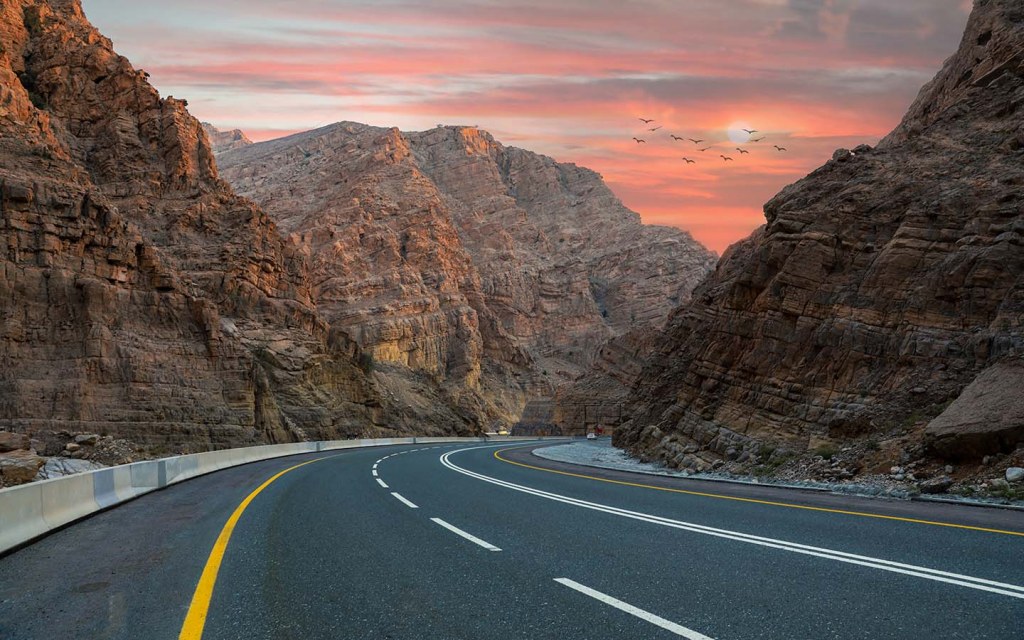 scenic roads in Ras Al Khaimah with open highways